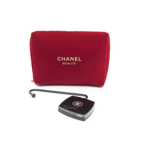 sac chanel trousse|Chanel boutique.